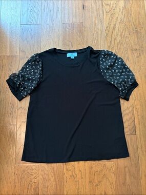 CeCe Black Women's Puff Sleeve Top with Floral Detail